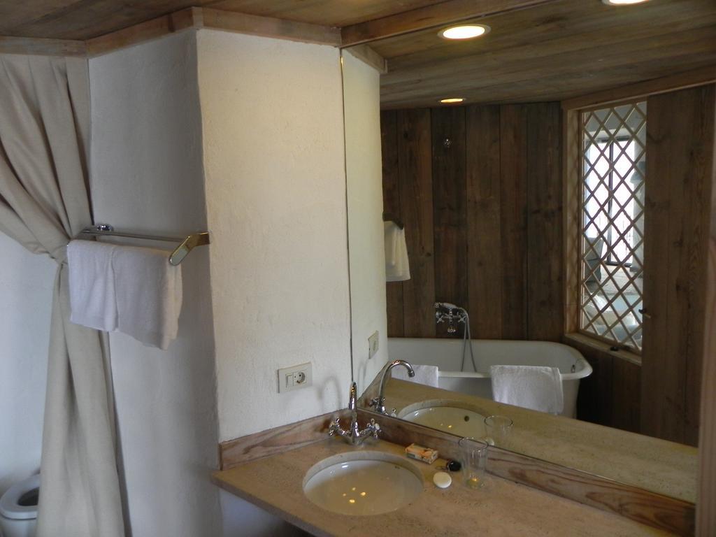 Apartamento Poal-Кадакес Екстериор снимка